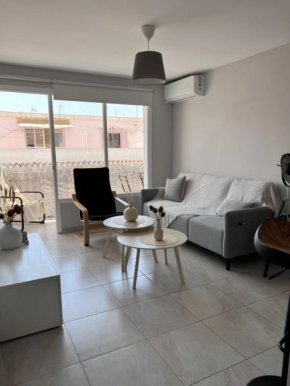 Hermoso piso en el centro histórico con balcón, Estepona